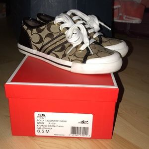 Coach gym shoes size 6.5